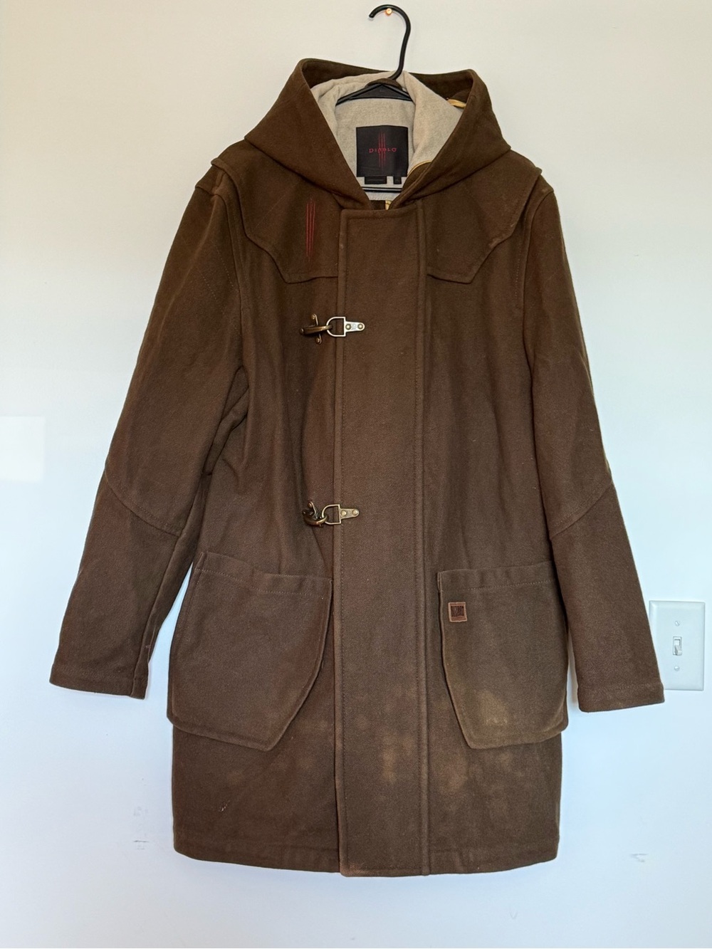 Men’s XL Blizzard Diablo Cloaked Coat